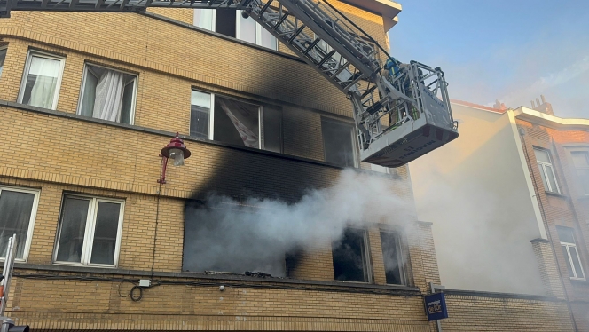 Deux rues avoisinantes ont été condamnées le temps de l’intervention des secours.