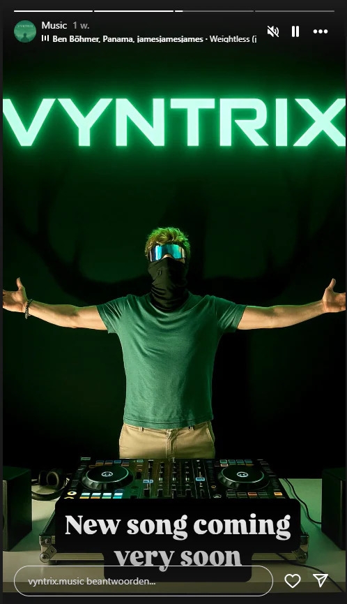 Le-Prince-Emmanuel-Alias-DJ-VYNTRIX football day, dj night: prince