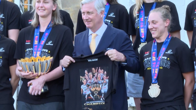 LIVE Belgian cats roi.20_07_42_19.Still002.jpg