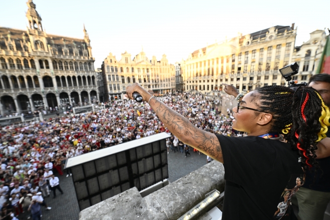 Belgium's Maxuella Lisowa Mbaka pictured during the celebrations at the Brussels city hall and Grand Place/ Grote Markt for Belgian national women basket team 'the Belgian Cats', after winning yesterday's European Championship final, Monday 30 June 2025. Yesterday the Cats successfully defended their European title, beating Spain in the final of the FIBA Women's EuroBasket 2025. BELGA PHOTO ERIC LALMAND