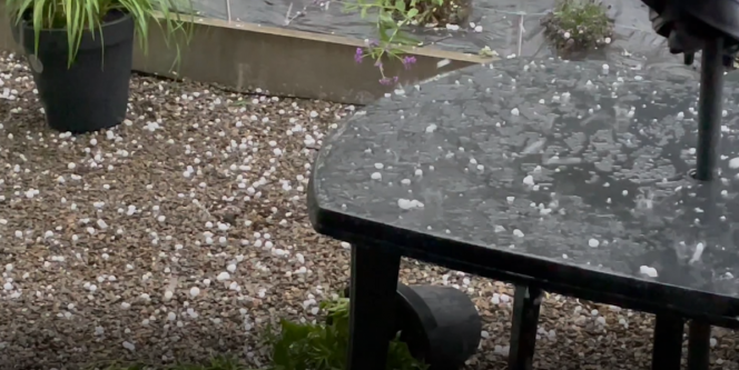 À Tilff, en région liégeoise, de gros grêlons s’abattent sur les terrasses