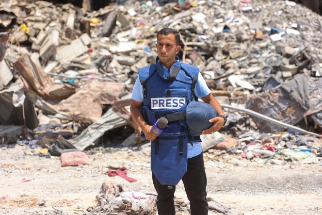 Le journaliste Anas Al-Sharif en octobre 2024 à Gaza.