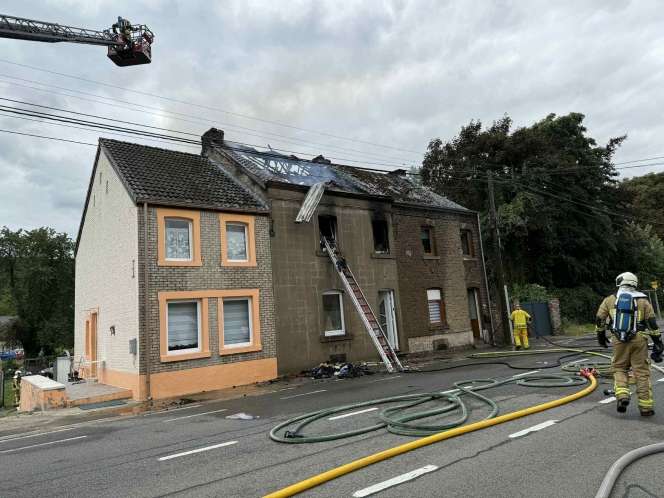 La maison est mitoyenne.