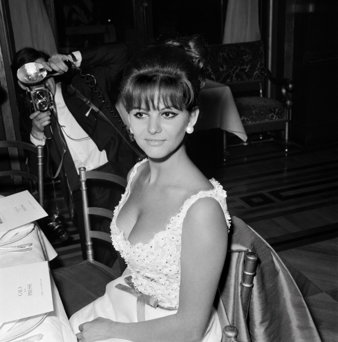 Claudia Cardinale en février 1962 à Paris.
