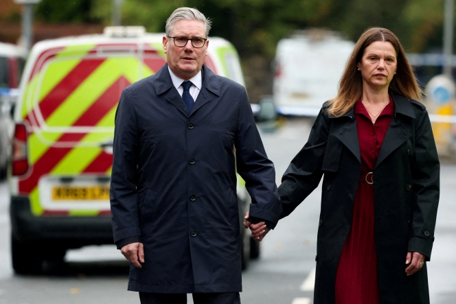 2025-10-03T100509Z_1545739882_RC294HA7C7UK_RTRMADP_3_BRITAIN-POLICE-MANCHESTER-STARMER