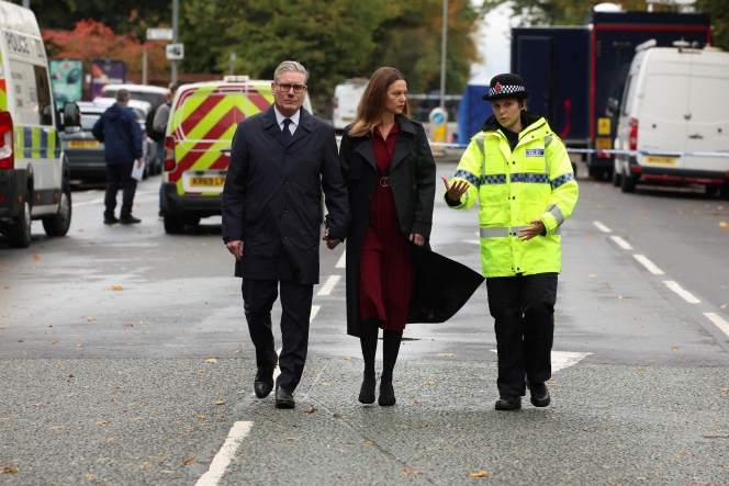 2025-10-03T100536Z_179874008_RC294HA13044_RTRMADP_3_BRITAIN-POLICE-MANCHESTER-STARMER