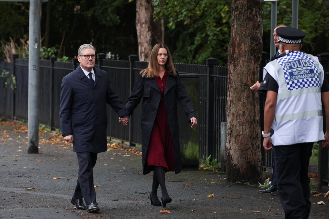 2025-10-03T095121Z_983163894_RC294HARV7FY_RTRMADP_3_BRITAIN-POLICE-MANCHESTER-STARMER