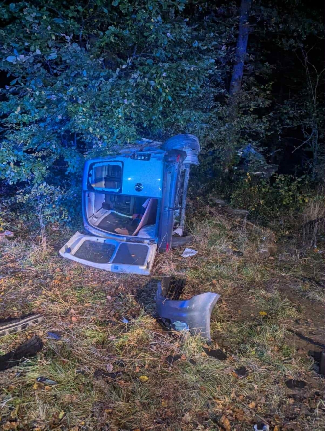 Le conducteur de la camionnette est malheureusement décédé.