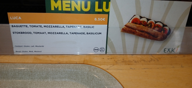 L’étiquetage du sandwich « Luca » en magasin, avec le sigle « VEGE ».