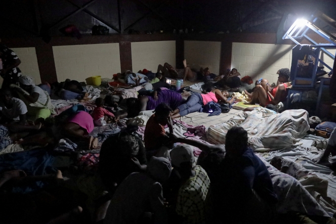 2025-10-29T041354Z_1608030222_RC2ELHADOQB0_RTRMADP_3_STORM-MELISSA-HAITI