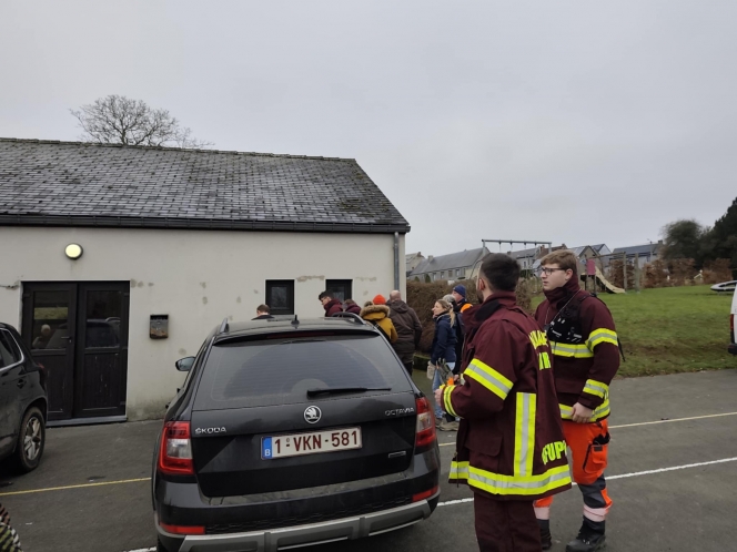 Les autorités et des bénévoles se sont rassemblés pour la battue.
