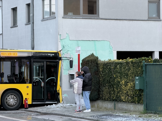 Six personnes ont été transportées à l’hôpital.