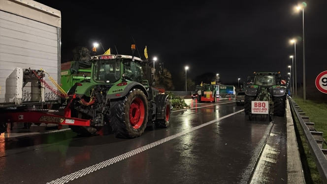 Blocage des agriculteurs à Loncin