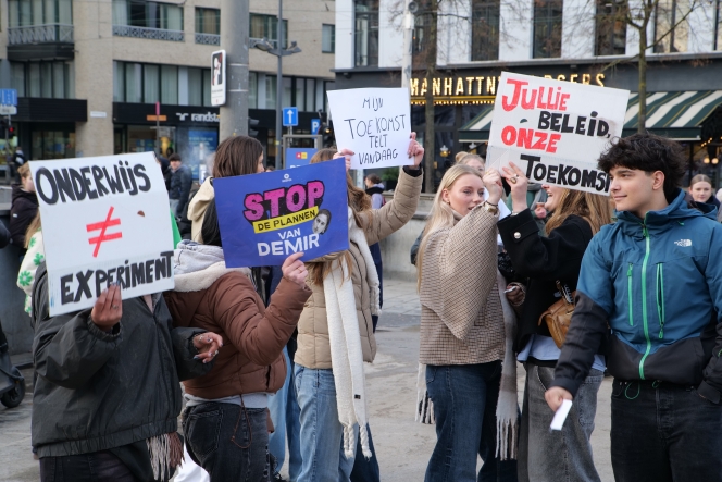 Manifestation contre Zuhal Demir à Anvers