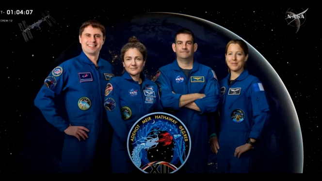 Parmi les membres de l’équipage, deux Américains de la Nasa, un Russe et une Française.