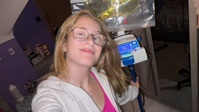 Alessia chez elle.jpg