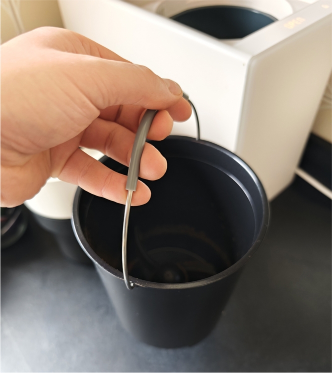 Un seau broyeur d’une contenance de 2,5L, ce qui au final n’est pas énorme...