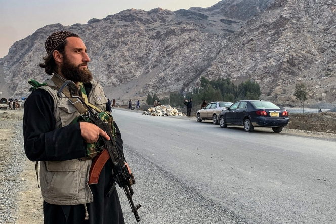 Les talibans ont lancé une offensive à la frontière pakistanaise
